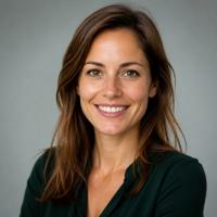 Nienke Vogelaar